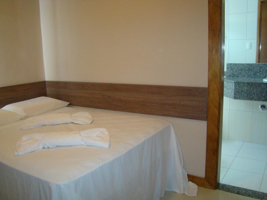 Hotel Paraiso Das Aguas Tucano Exterior photo